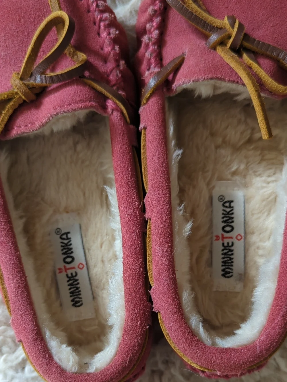 Minnetonka Slippers For Toddler, Pink, Little Kid Size 10